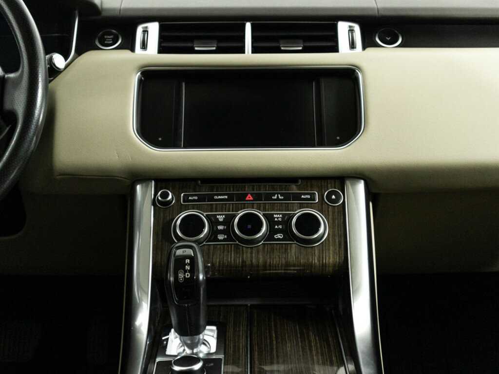 Land Rover Range Rover Sport с пробегом — 2014 год. Фото: #13