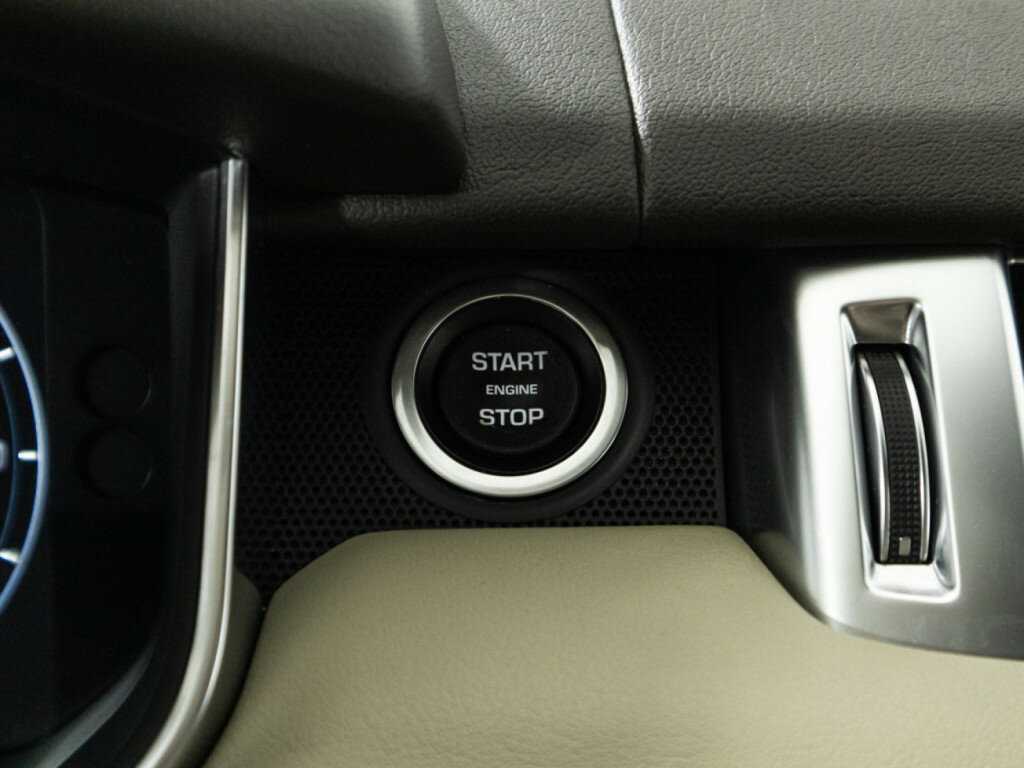 Land Rover Range Rover Sport с пробегом — 2014 год. Фото: #23