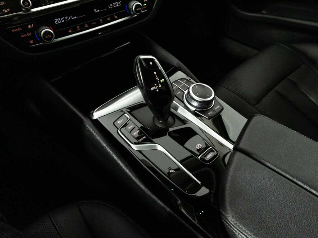 BMW 5 серии с пробегом — 2020 год. Фото: #16