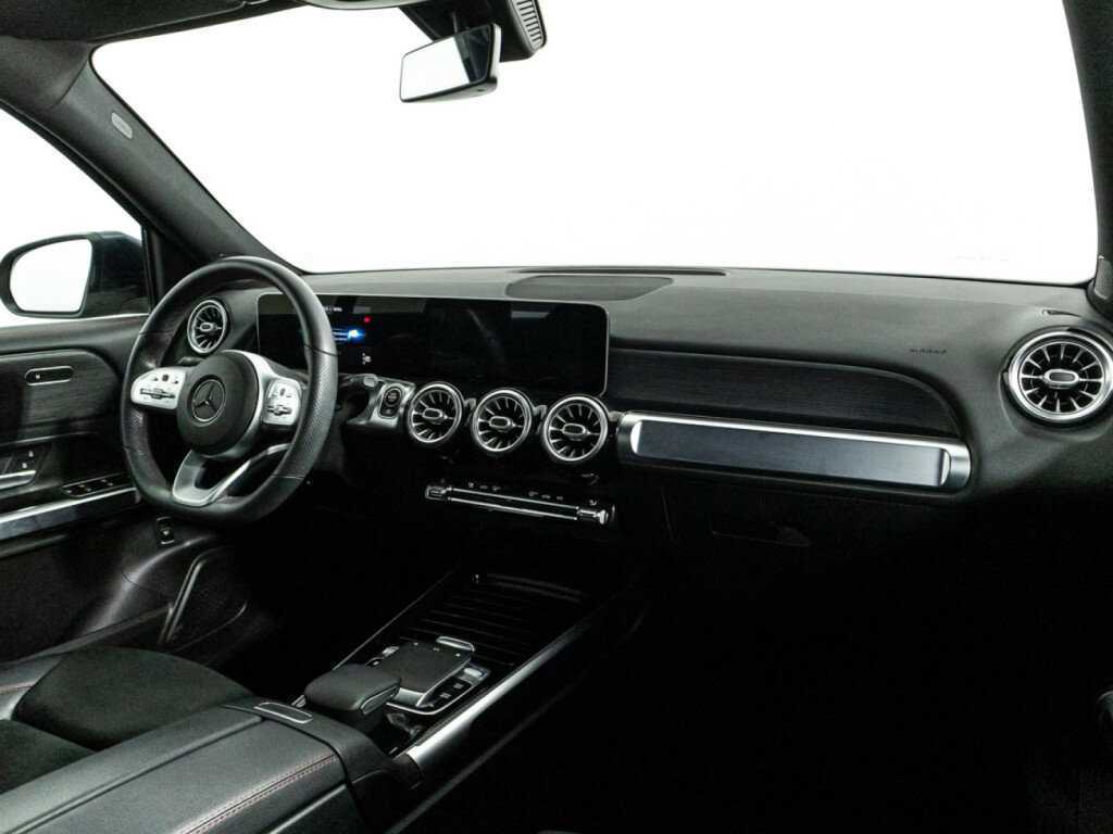 Mercedes-Benz GLB с пробегом — 2020 год. Фото: #8