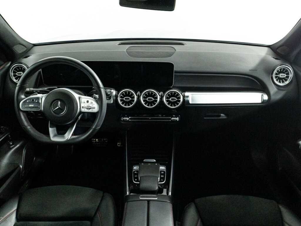 Mercedes-Benz GLB с пробегом — 2020 год. Фото: #12