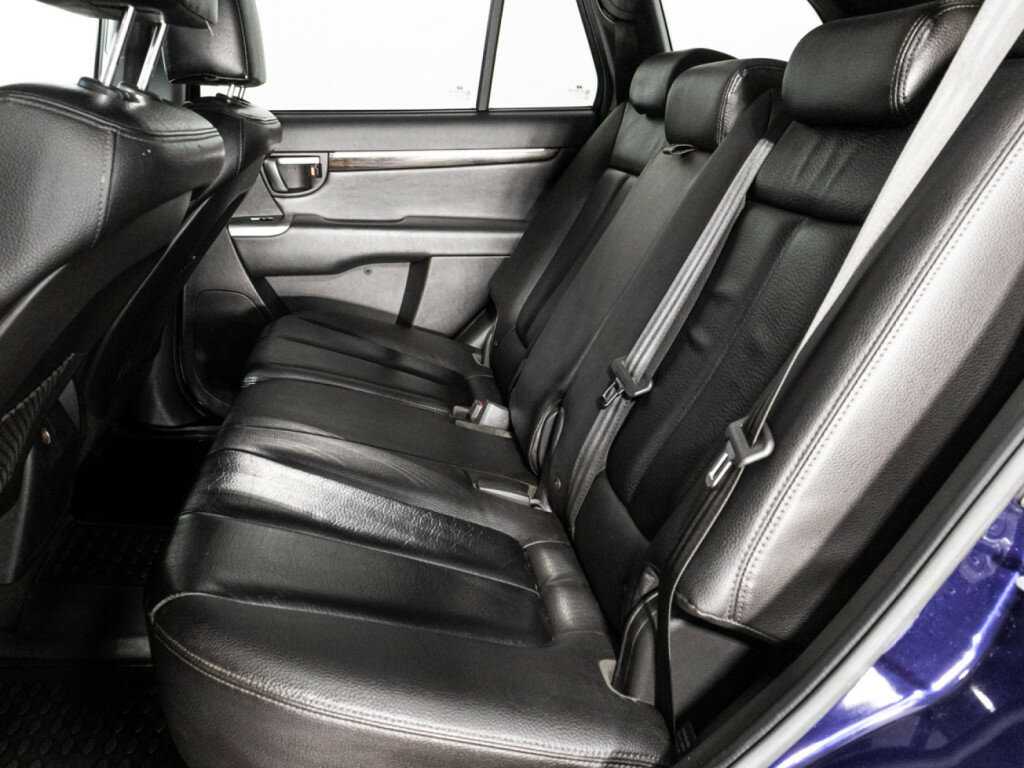 Hyundai Santa Fe с пробегом — 2010 год. Фото: #9