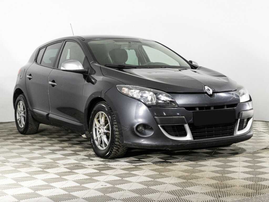 Renault Megane с пробегом — 2011 год. Фото: #2