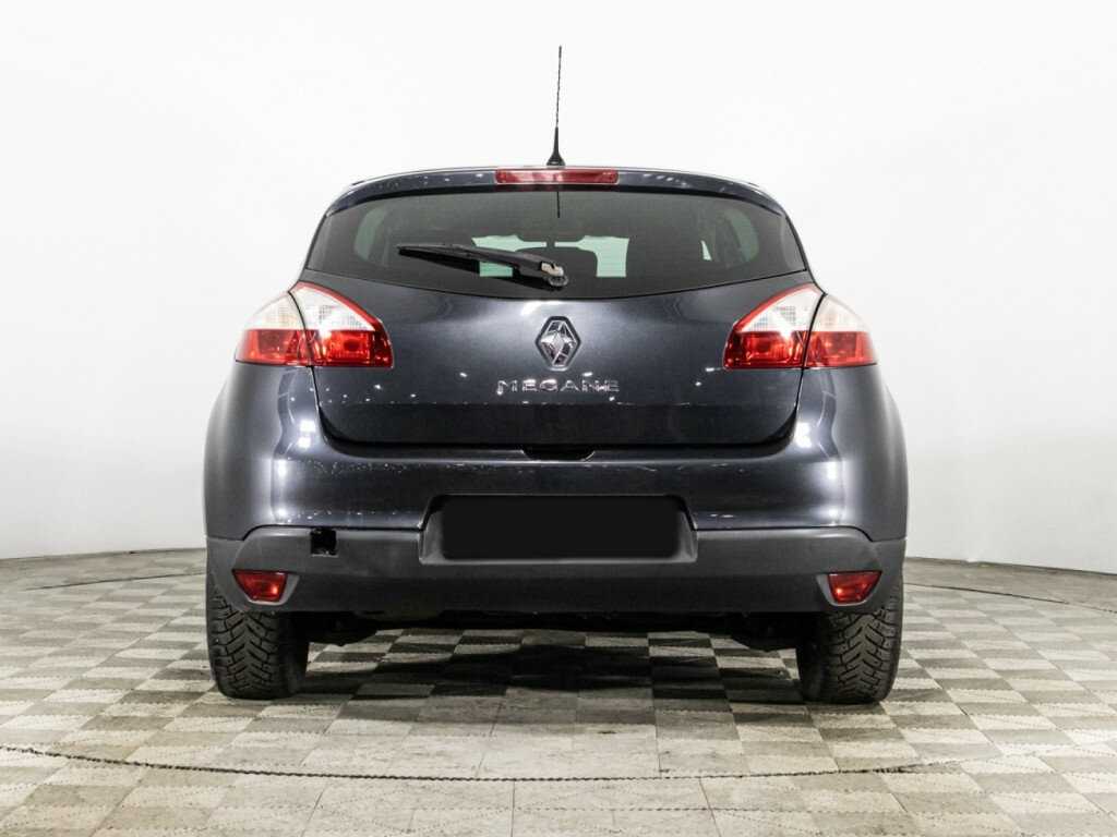 Renault Megane с пробегом — 2011 год. Фото: #5