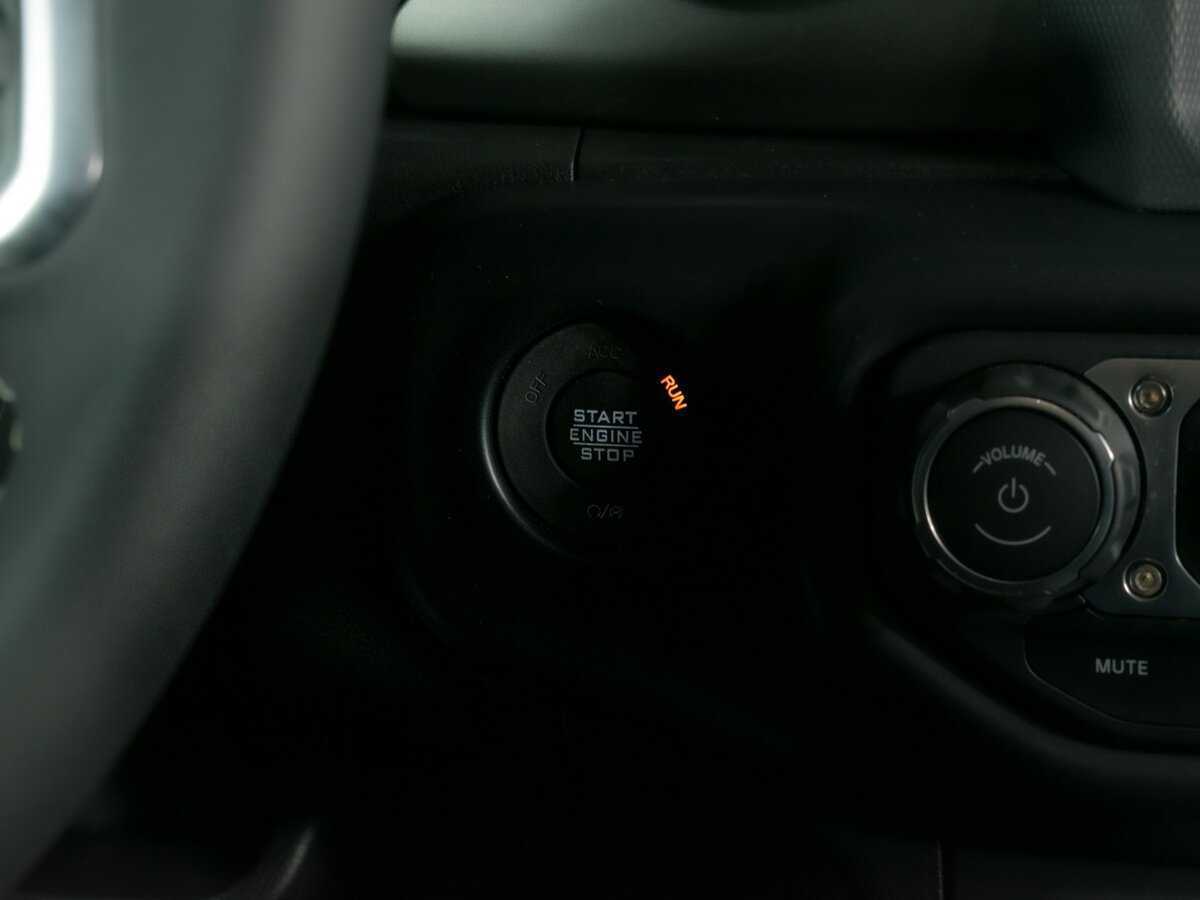 Jeep Wrangler с пробегом — 2022 год. Фото: #14