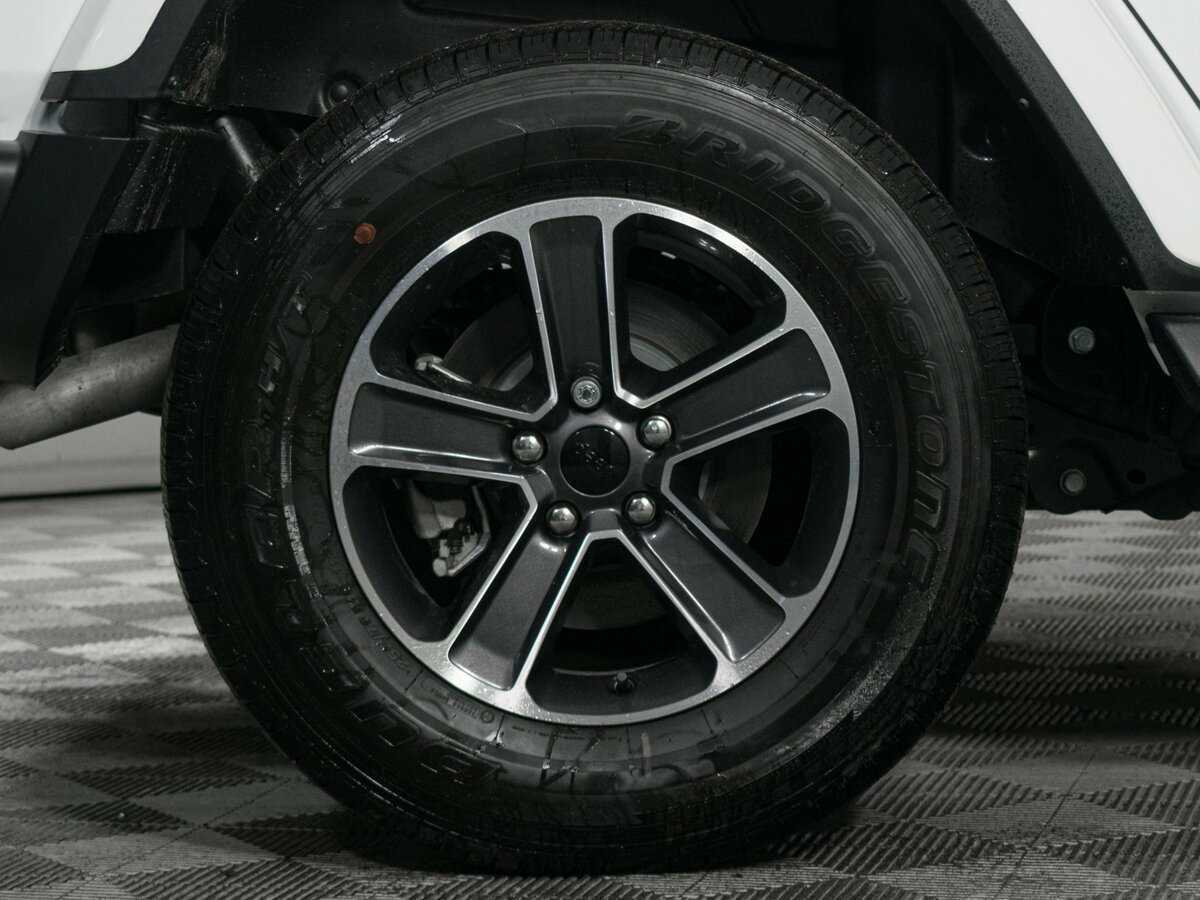 Jeep Wrangler с пробегом — 2022 год. Фото: #16