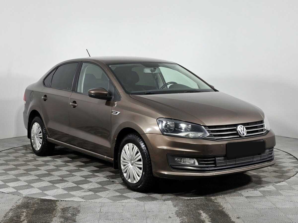 Volkswagen Polo с пробегом — 2018 год. Фото: #2