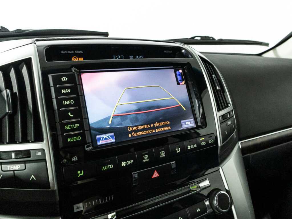 Toyota Land Cruiser с пробегом — 2013 год. Фото: #18