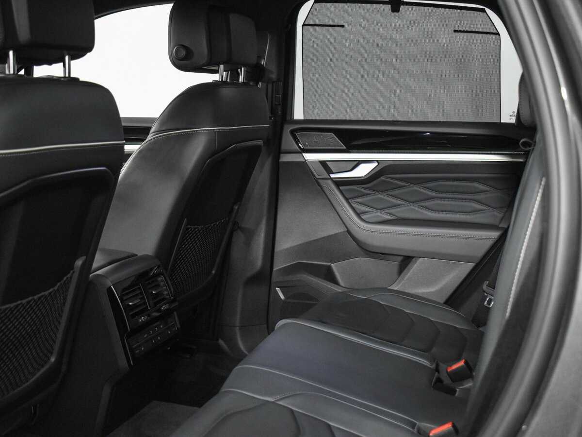 Volkswagen Touareg с пробегом — 2021 год. Фото: #10