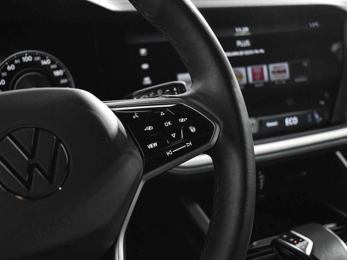 Volkswagen Touareg с пробегом — 2021 год. Фото: #19