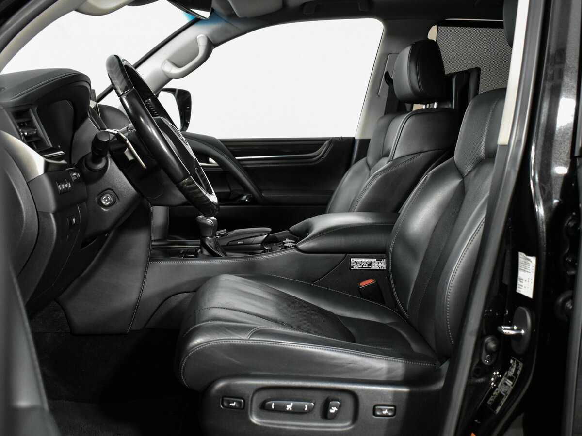 Lexus LX с пробегом — 2018 год. Фото: #11