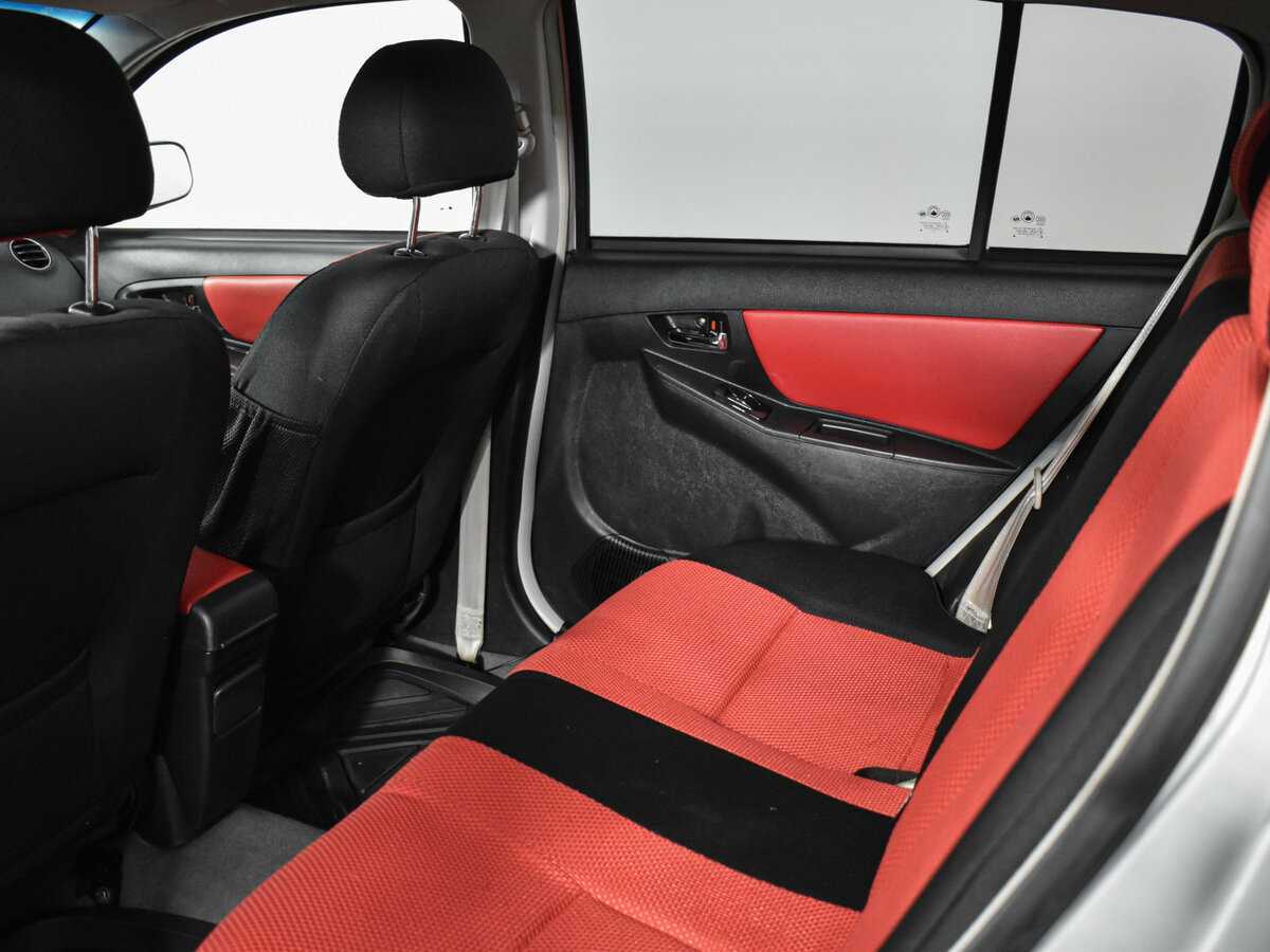 Geely MK Cross с пробегом — 2012 год. Фото: #9