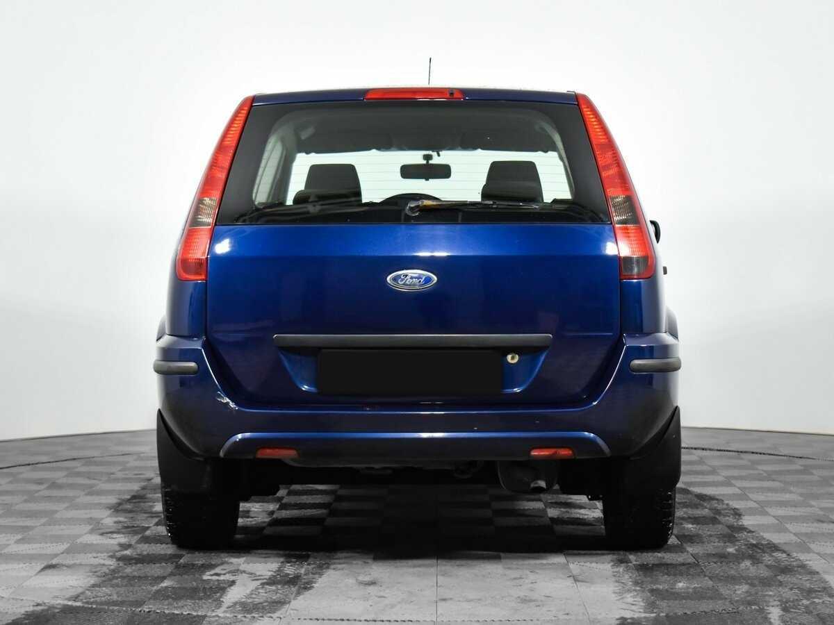 Ford Fusion с пробегом — 2005 год. Фото: #5