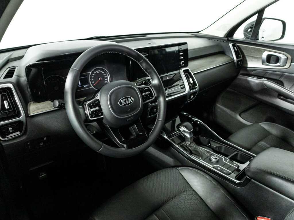 Kia Sorento с пробегом — 2021 год. Фото: #10