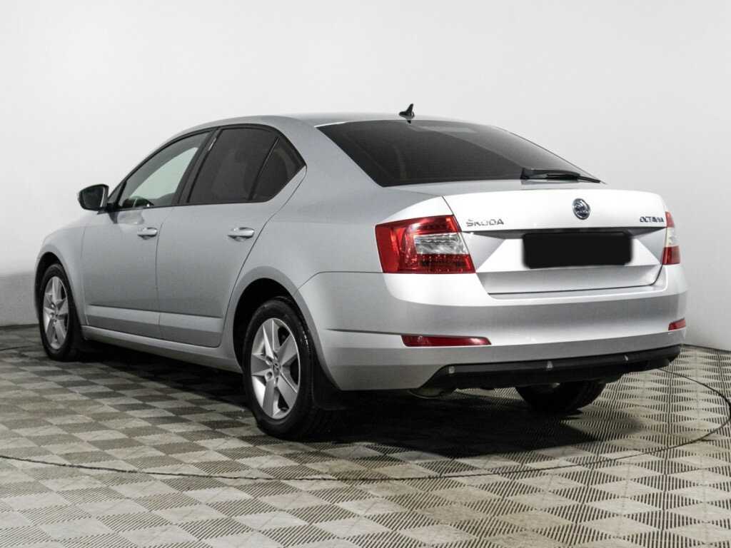 Skoda Octavia с пробегом — 2014 год. Фото: #6