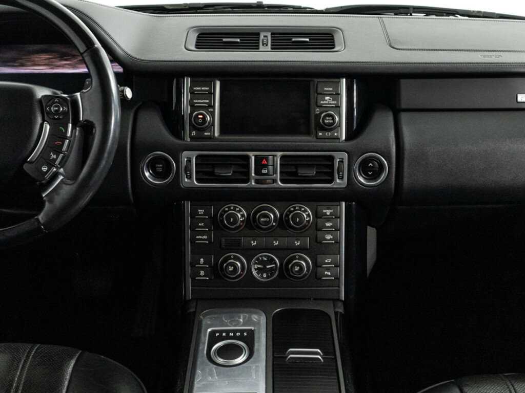 Land Rover Range Rover с пробегом — 2011 год. Фото: #11