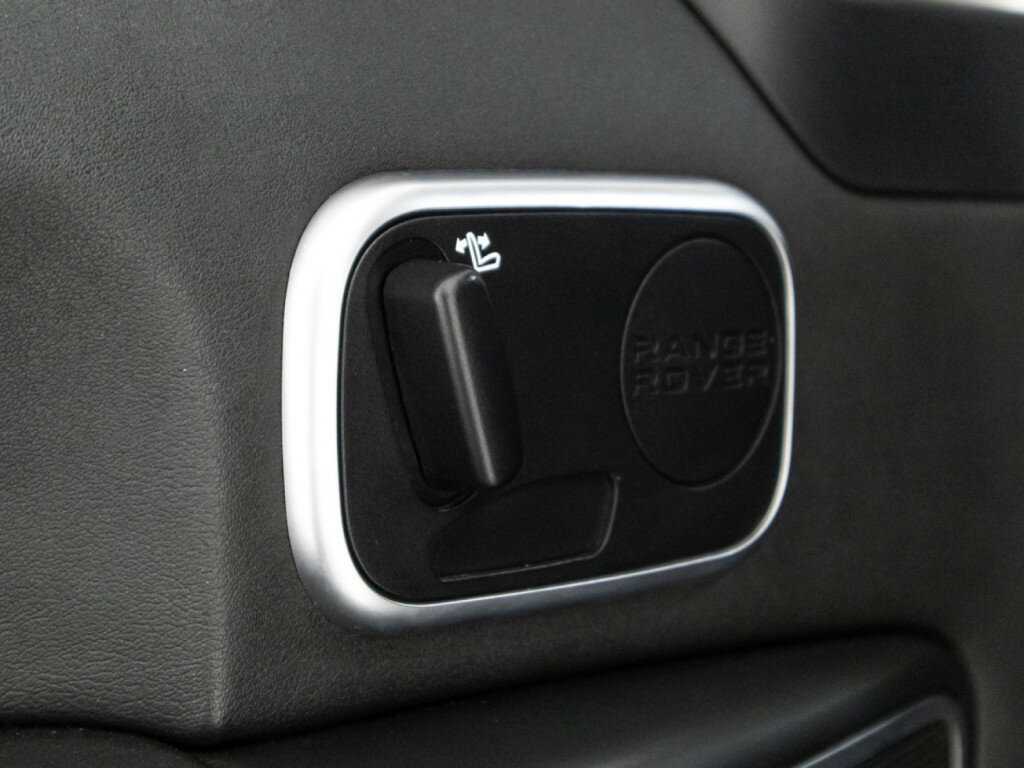 Land Rover Range Rover с пробегом — 2011 год. Фото: #21