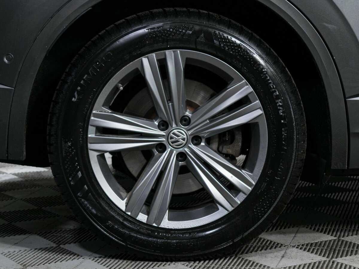 Volkswagen Touareg с пробегом — 2019 год. Фото: #31