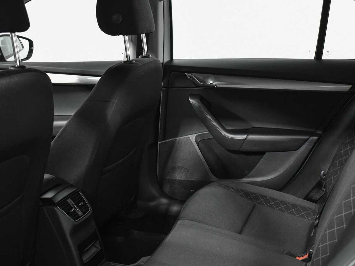 Skoda Octavia с пробегом — 2019 год. Фото: #10