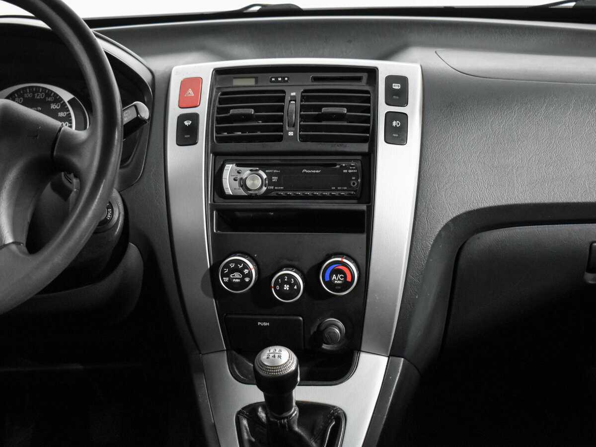 Hyundai Tucson с пробегом — 2007 год. Фото: #12