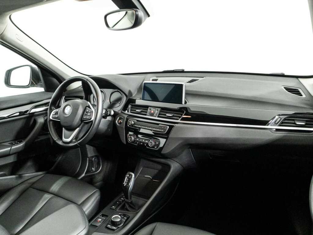 BMW X1 с пробегом — 2021 год. Фото: #8