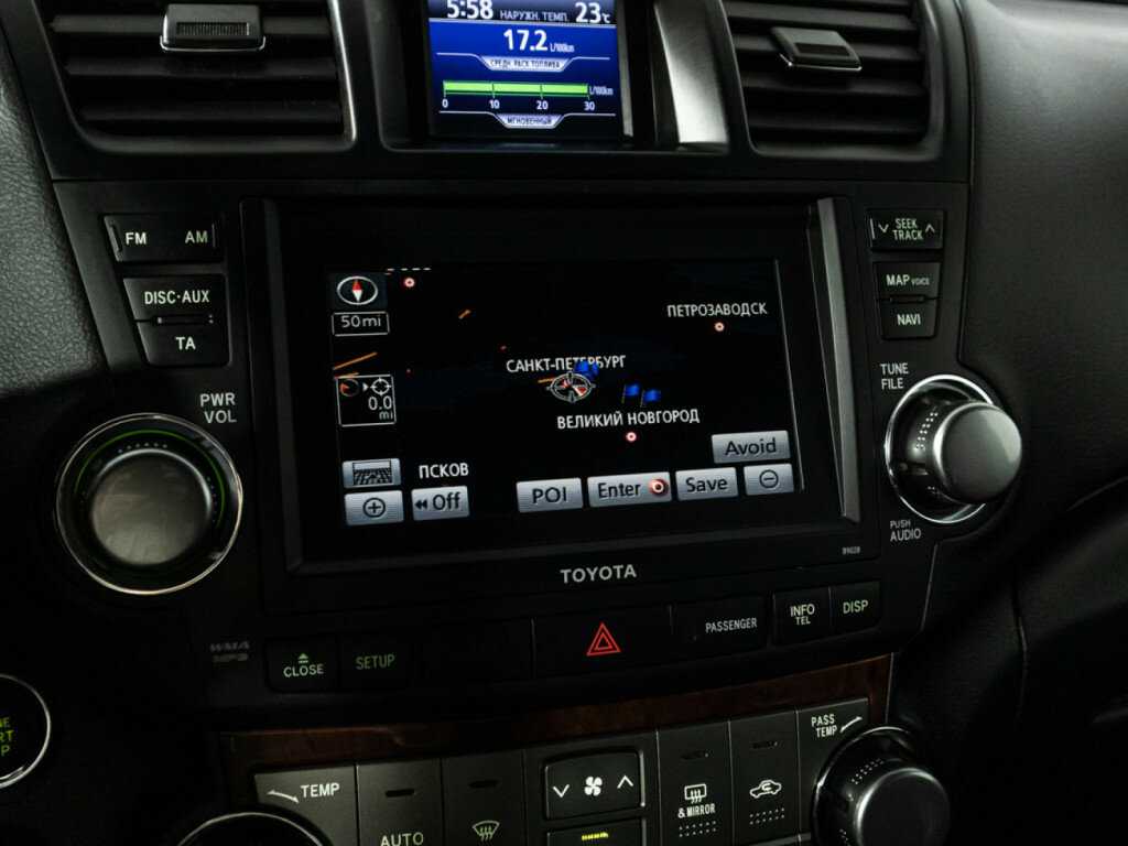 Toyota Highlander с пробегом — 2011 год. Фото: #18