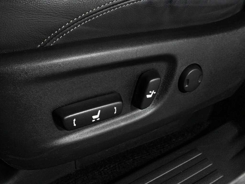 Toyota Land Cruiser Prado с пробегом — 2018 год. Фото: #12