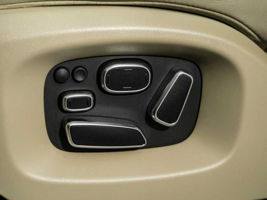 Land Rover Range Rover Sport с пробегом — 2015 год. Фото: #17