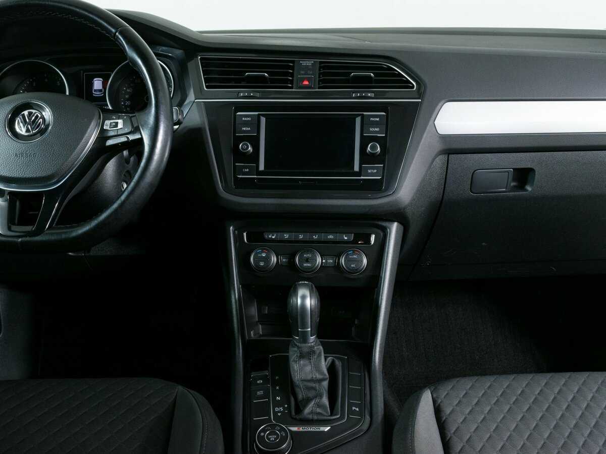 Volkswagen Tiguan с пробегом — 2018 год. Фото: #8