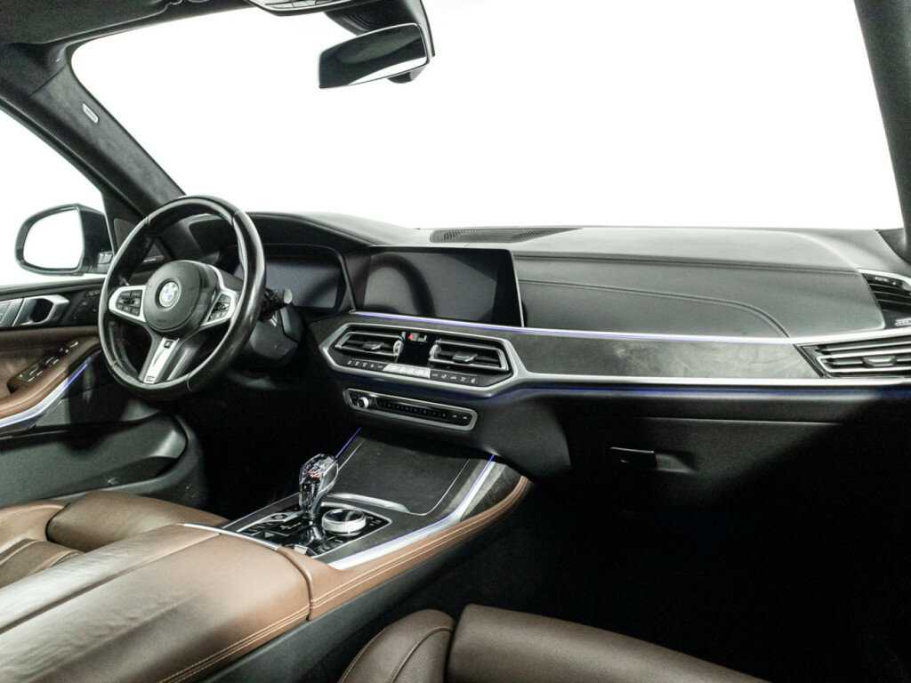 BMW X7 с пробегом — 2022 год. Фото: #8