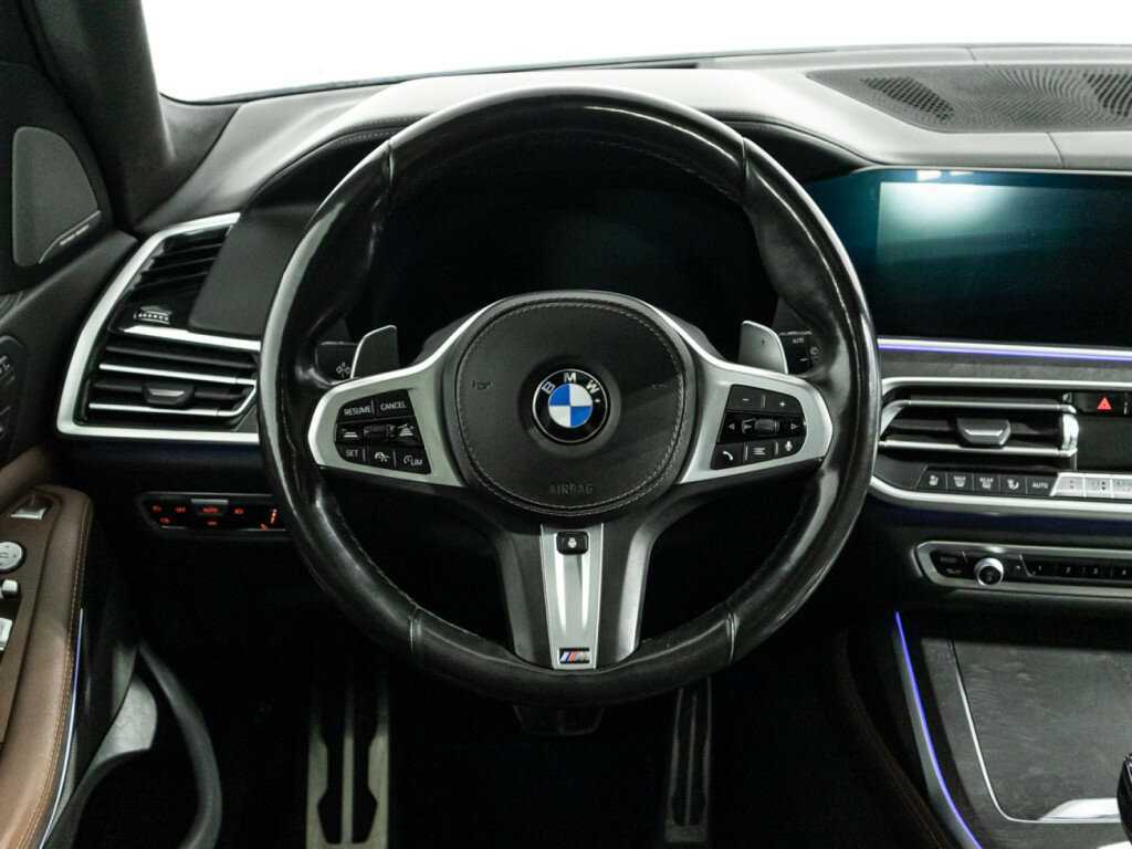 BMW X7 с пробегом — 2022 год. Фото: #29