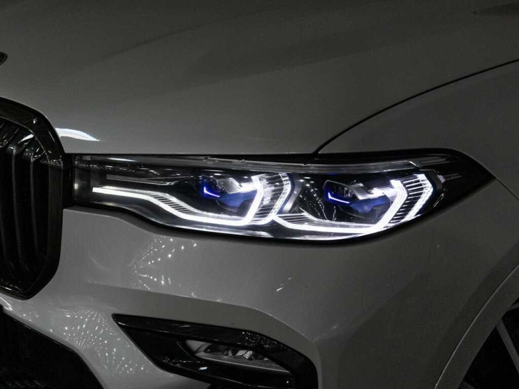 BMW X7 с пробегом — 2022 год. Фото: #34