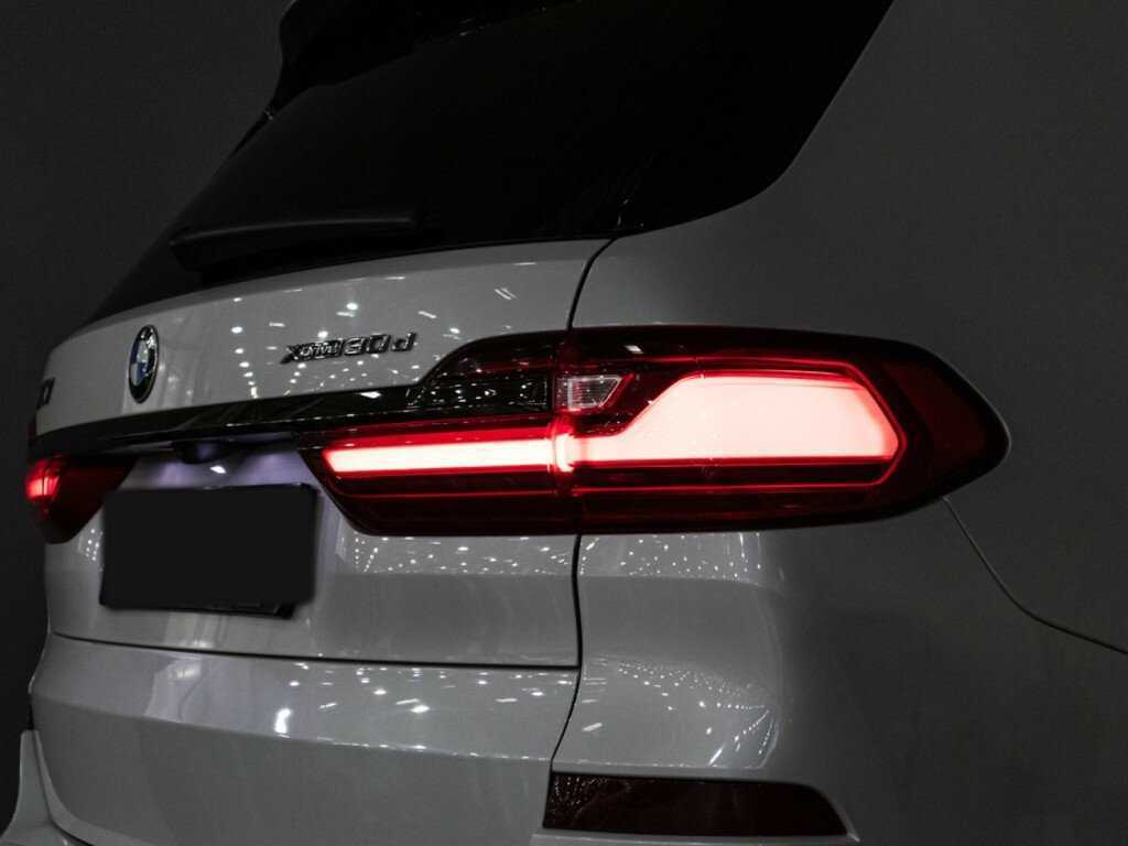 BMW X7 с пробегом — 2022 год. Фото: #36