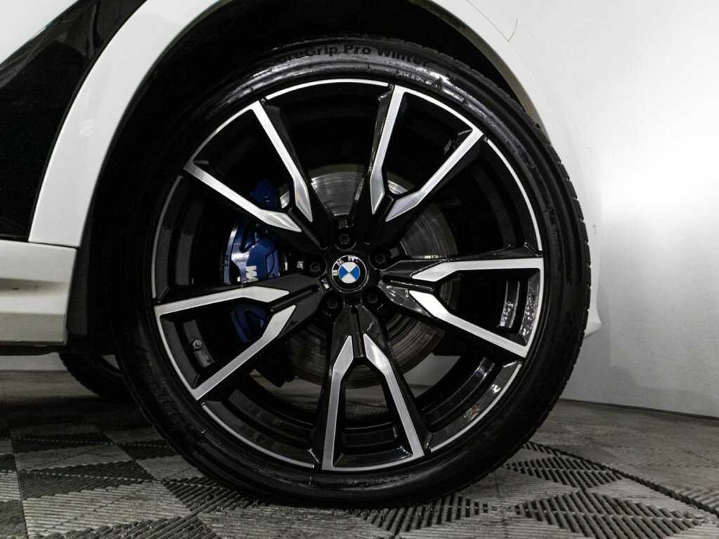 BMW X7 с пробегом — 2022 год. Фото: #37