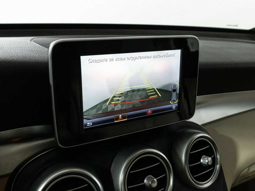 Mercedes-Benz GLC с пробегом — 2017 год. Фото: #16