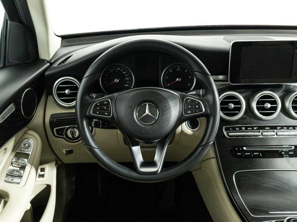 Mercedes-Benz GLC с пробегом — 2017 год. Фото: #19