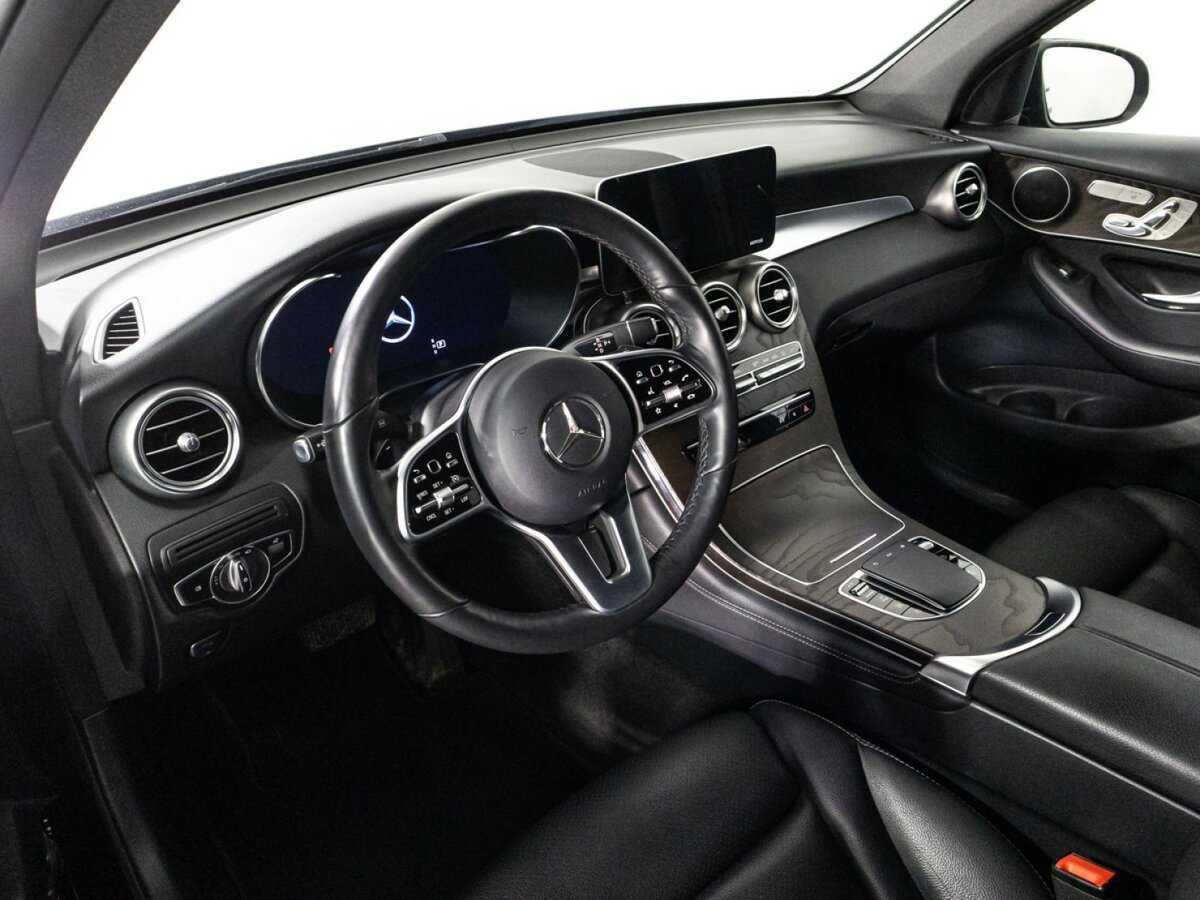 Mercedes-Benz GLC с пробегом — 2020 год. Фото: #10