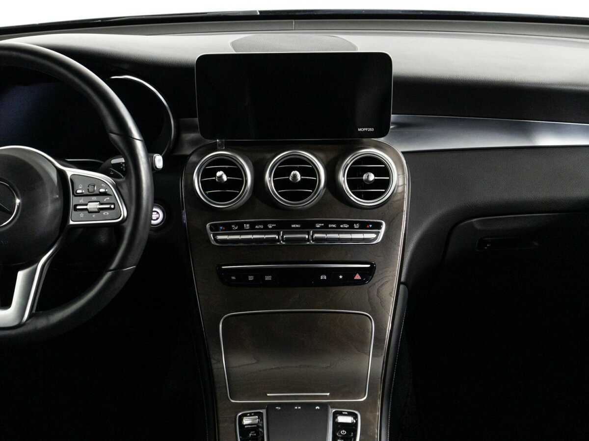 Mercedes-Benz GLC с пробегом — 2020 год. Фото: #13