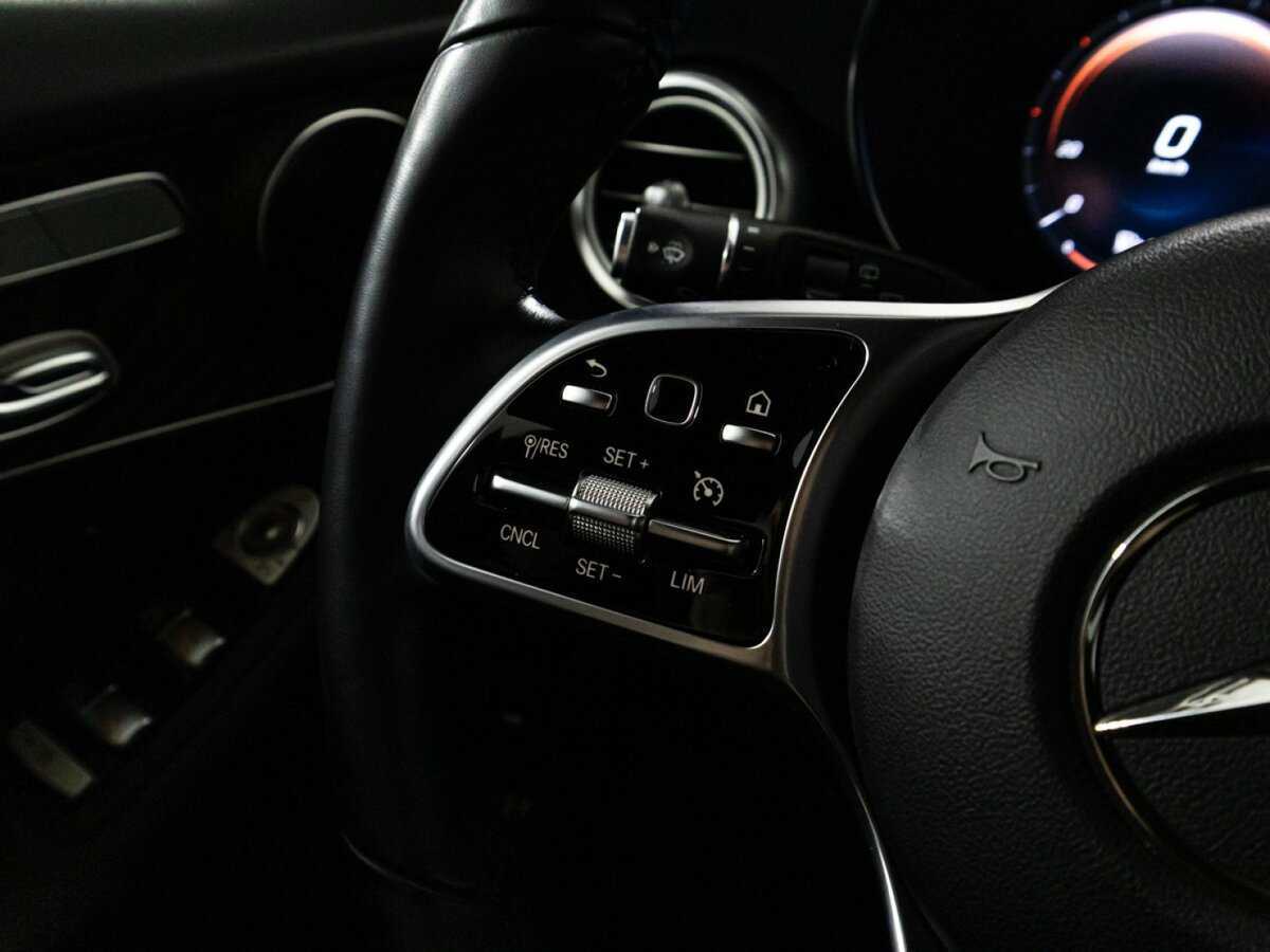 Mercedes-Benz GLC с пробегом — 2020 год. Фото: #23