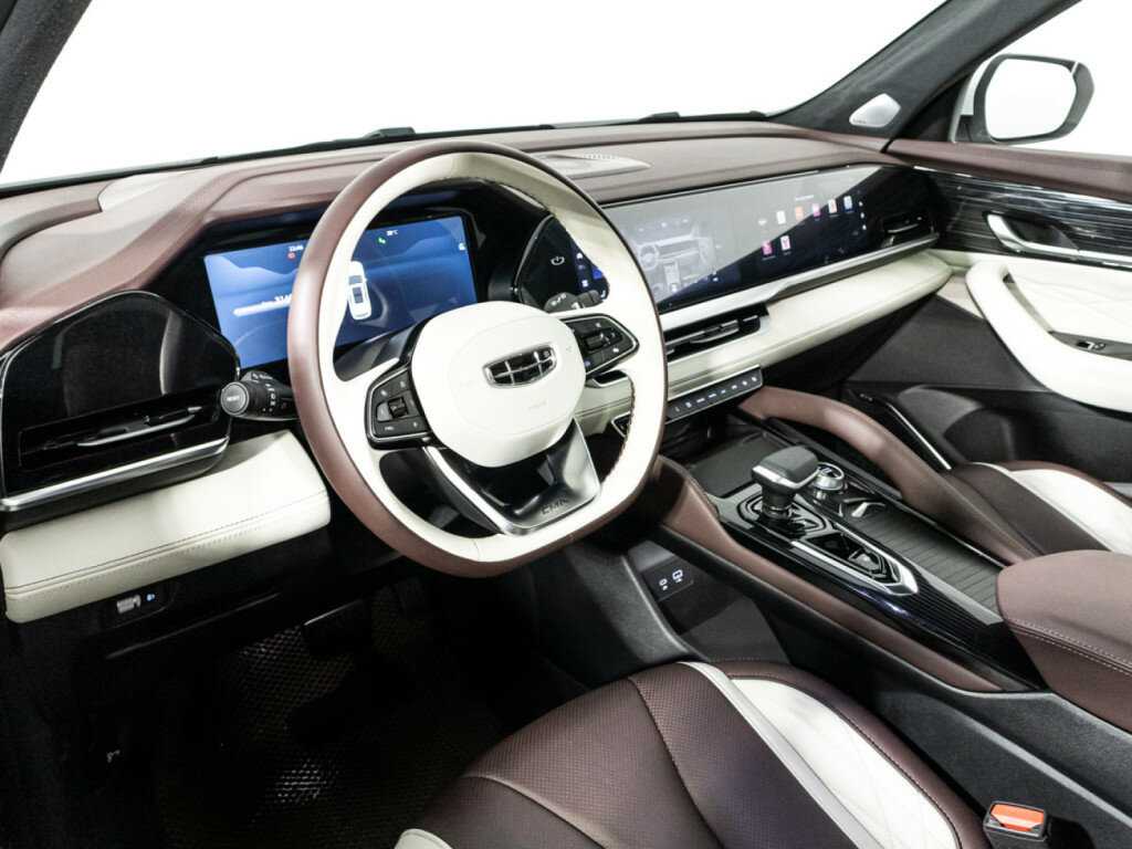 Geely Monjaro с пробегом — 2023 год. Фото: #10