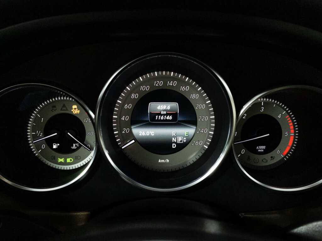 Mercedes-Benz CLS с пробегом — 2014 год. Фото: #11