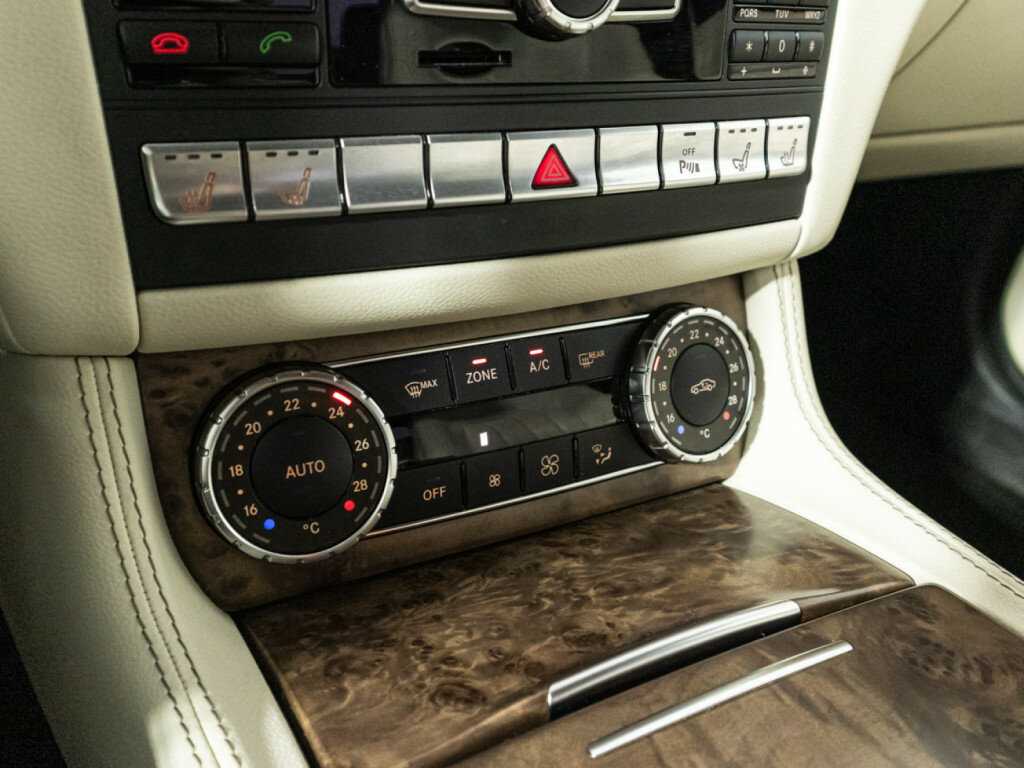 Mercedes-Benz CLS с пробегом — 2014 год. Фото: #14