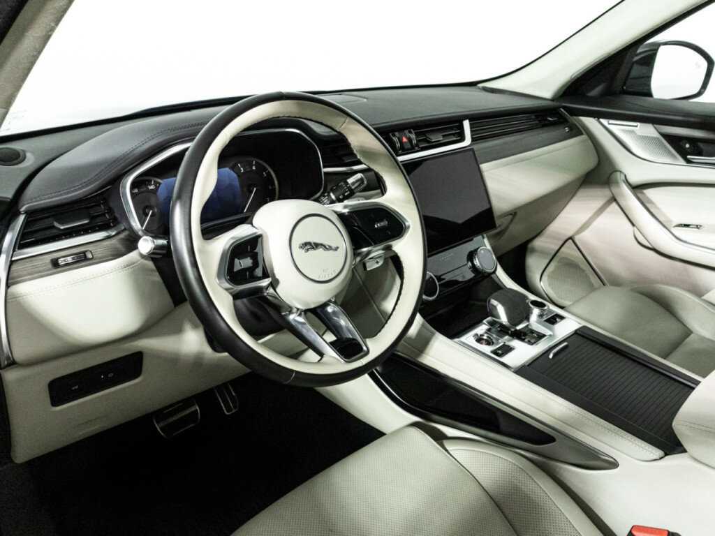 Jaguar F-Pace с пробегом — 2022 год. Фото: #10