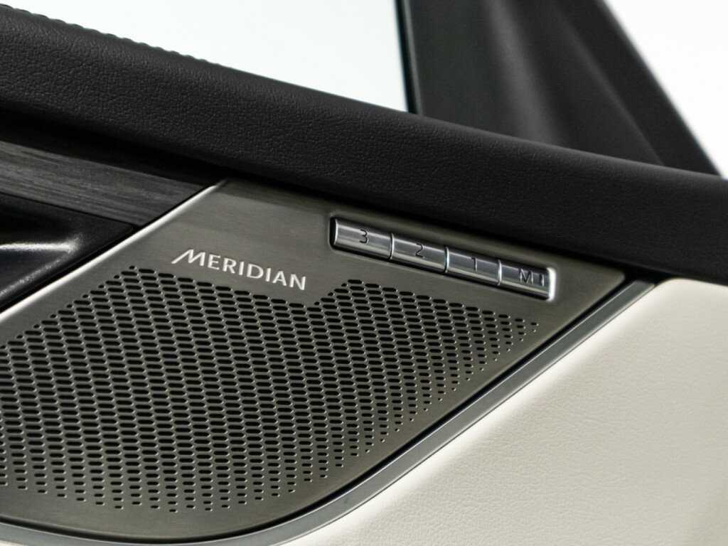 Jaguar F-Pace с пробегом — 2022 год. Фото: #19