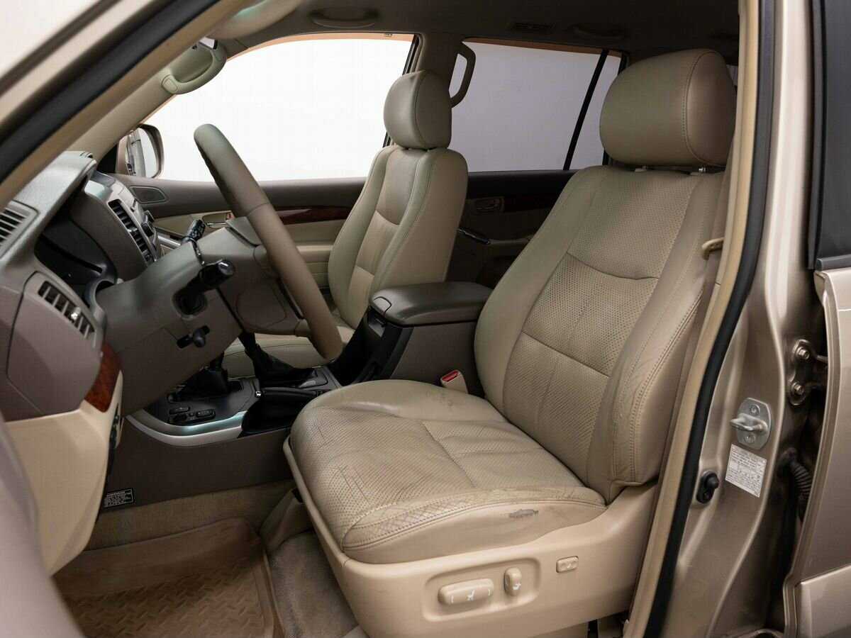 Toyota Land Cruiser Prado с пробегом — 2005 год. Фото: #7