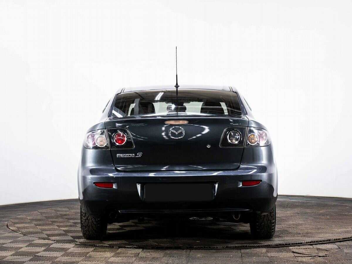 Mazda 3 с пробегом — 2008 год. Фото: #4