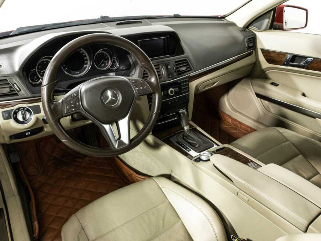 Mercedes-Benz E-Класс с пробегом — 2012 год. Фото: #10