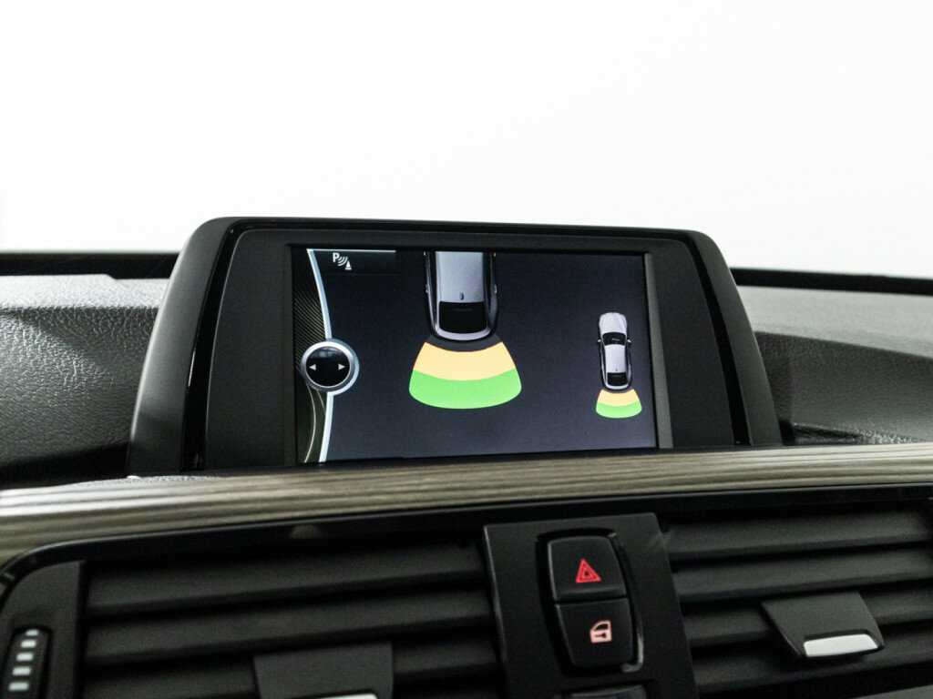 BMW 3 серии с пробегом — 2013 год. Фото: #17