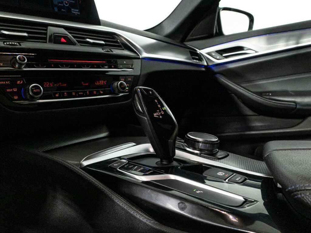 BMW 5 серии с пробегом — 2018 год. Фото: #16