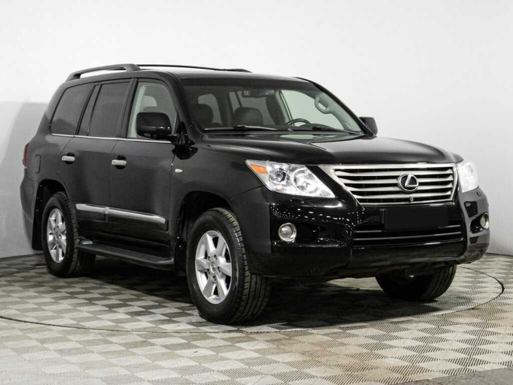 Lexus LX с пробегом — 2011 год. Фото: #2